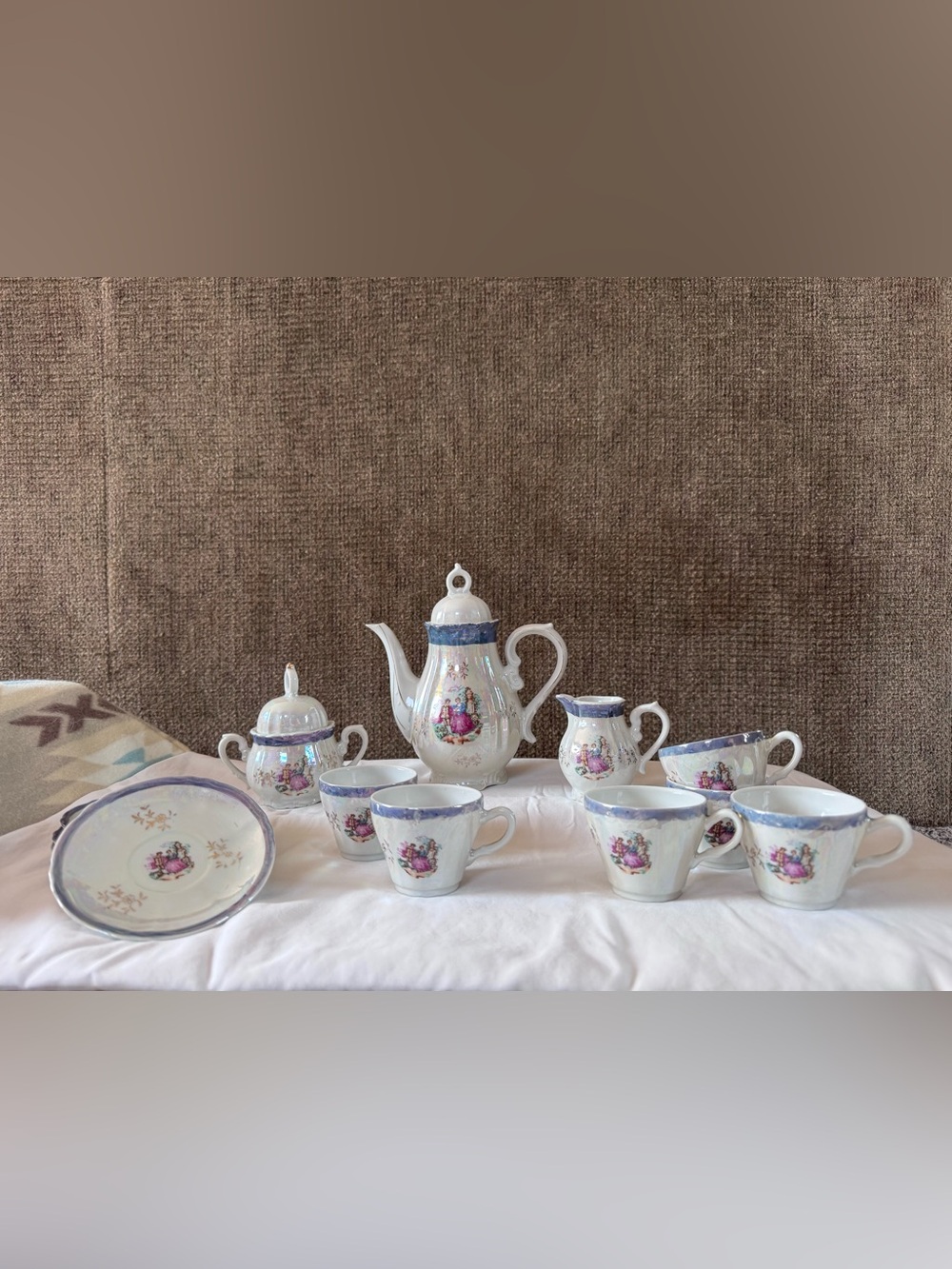 Porcelain Tea Pot Set